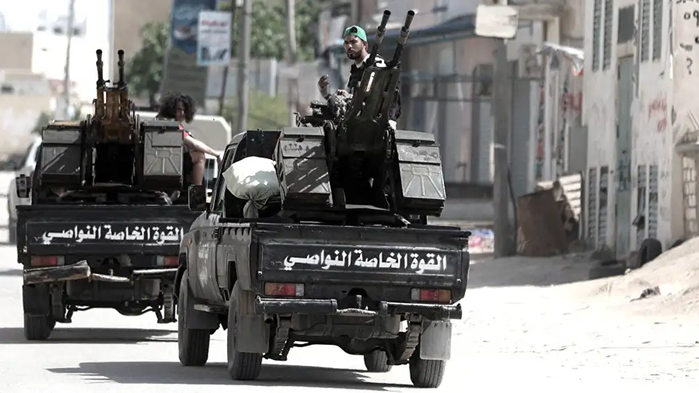 Denuncian que Turquía envía rebeldes sirios a pelear a Libia