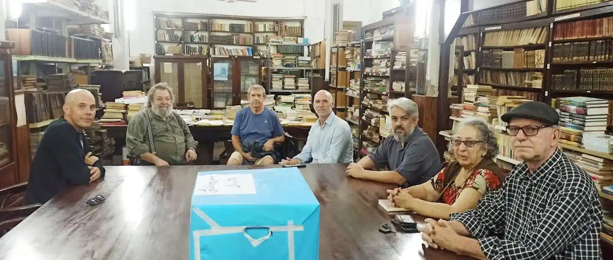 Apuntes sobre El arco y la lira