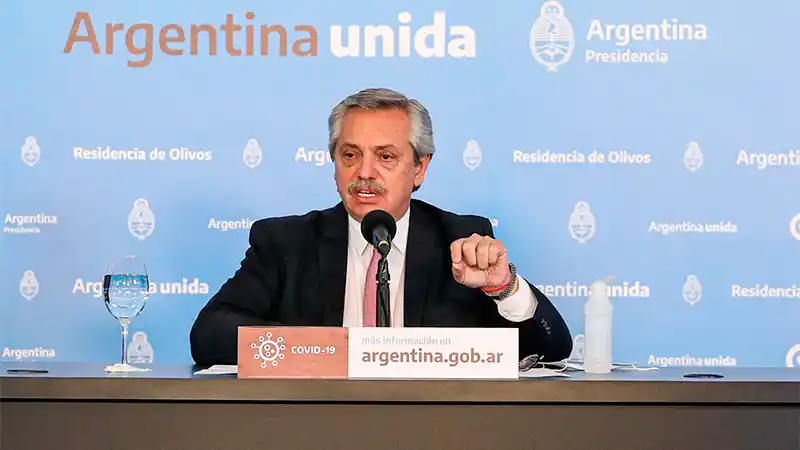 Fernández pidió "cuidar la vida" antes del inicio de nueva fase de cuarentena
