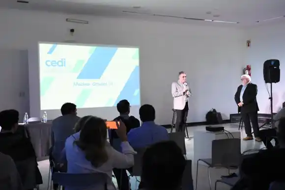 Luis Castellano participó de una jornada sobre Economía del Conocimiento