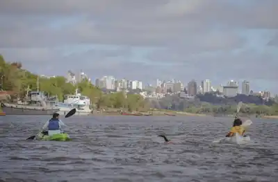 Se realizó la primera edición de la competencia Aguas Abiertas del Paraná