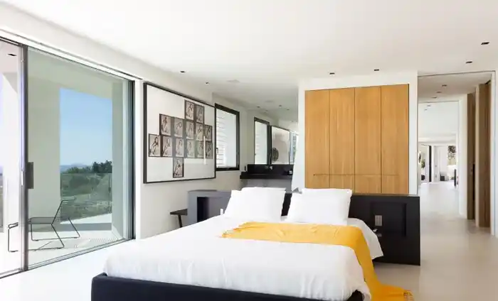 Esta es la habitación de la lujosa mansión del deportista