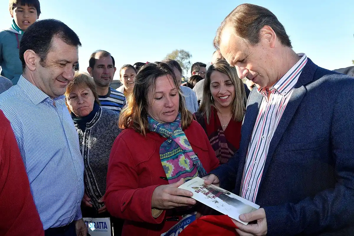 Kueider calificó de "desprolijidad" la intención de eliminar las PASO