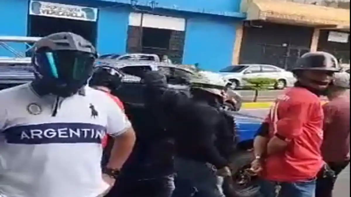 ¡VIOLENCIA POLÍTICA! Agreden a equipo de Vente Venezuela en Trujillo