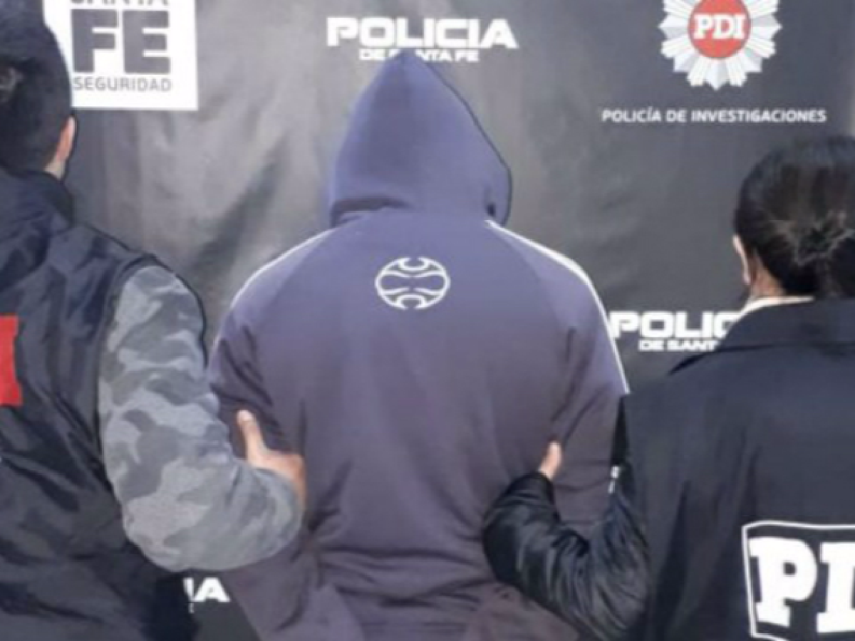 Fue a la audiencia imputativa con el calzado de su víctima