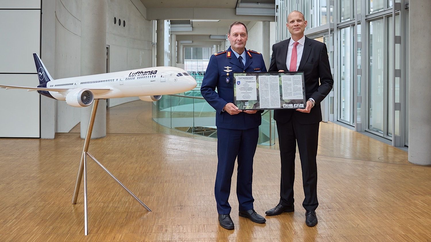 Lufthansa se une a empresas que apoyan reserva militar en Alemania
