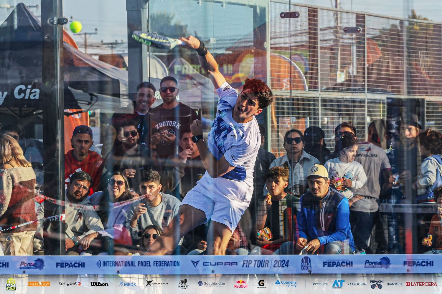 El padel mundial tiene una joven promesa marplatense: Manuel Gayone