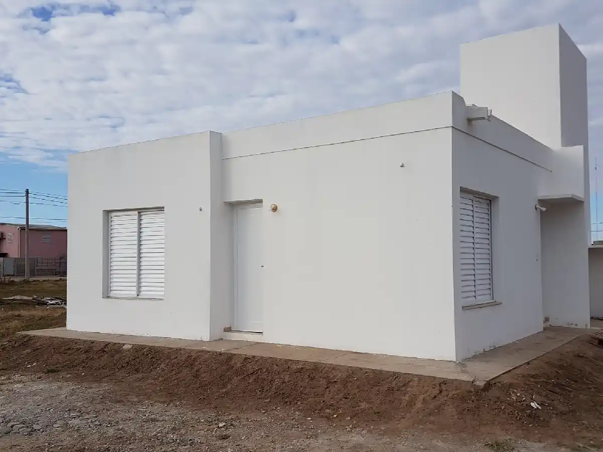 El municipio de Freyre entregó una nueva vivienda 