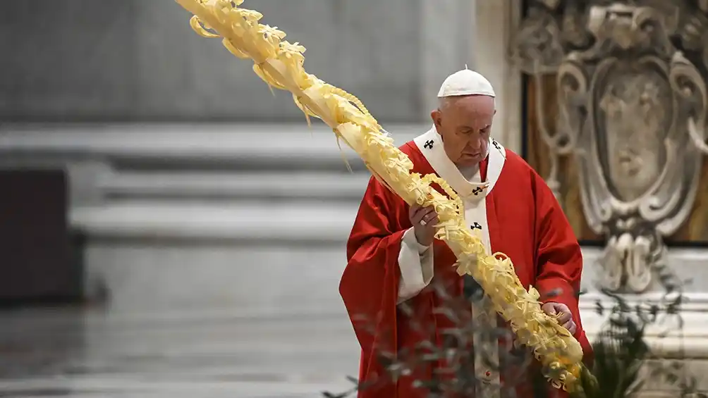 Francisco inicia la Semana Santa con un mensaje centrado en el coronavirus