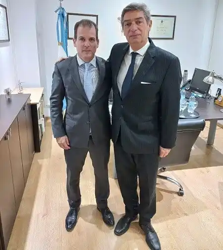 Cuello Murúa y Rosatti