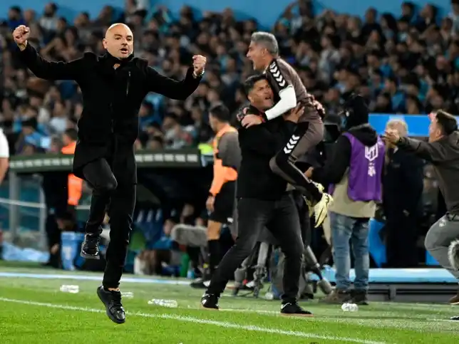 Los entrenadores campeones del fútbol argentino con Platense disertarán mañana en el Concejo Deliberante