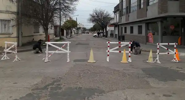 Con una nueva máquina apuntan a reparar y reasfaltar 30 cuadras