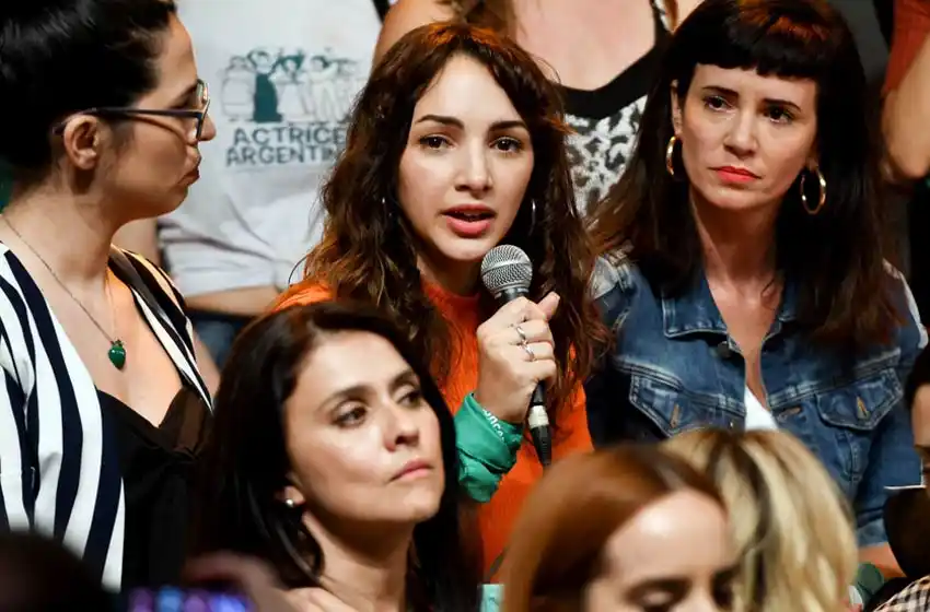 #MiraComoNosPonemos: dirigentes locales se sumaron al repudio contra la violencia sexual