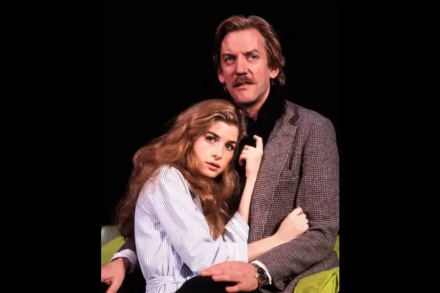 Blanche Baker y Donald Sutherland en Lolita