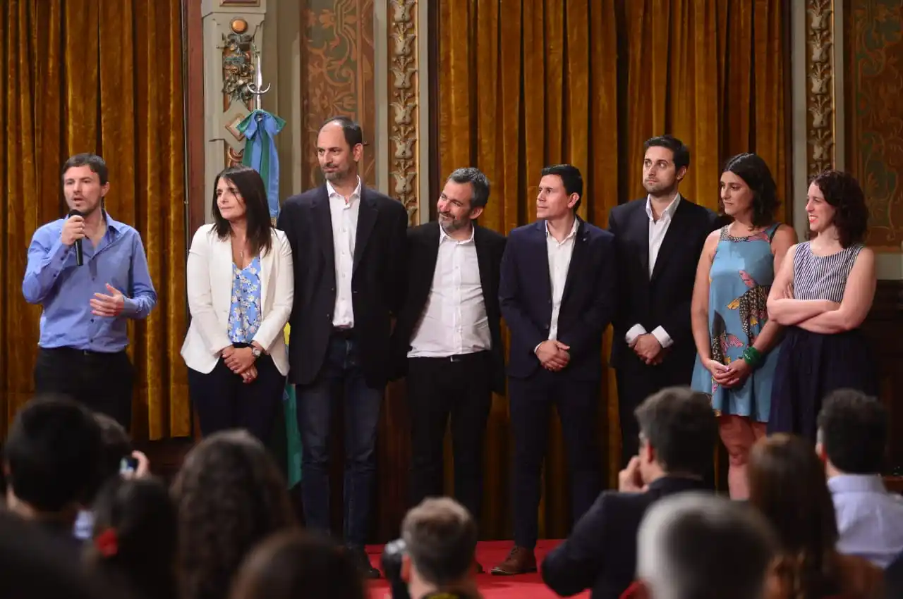 El ministro Augusto Costa anunció su mega gabinete de Producción, Ciencia, Industria, Cultura y Turismo