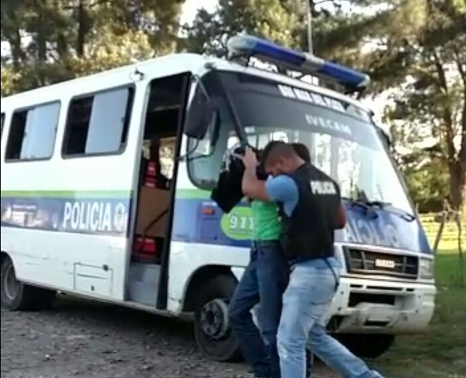 Un hombre fue detenido tras ser acusado de abusar de sus hijos