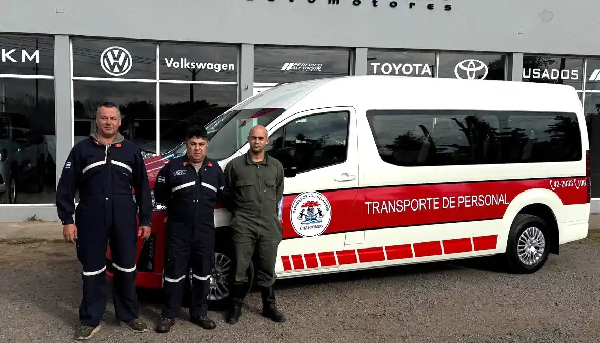 Los Bomberos Voluntarios de Chascomús sumaron una nueva unidad para el traslado de su personal