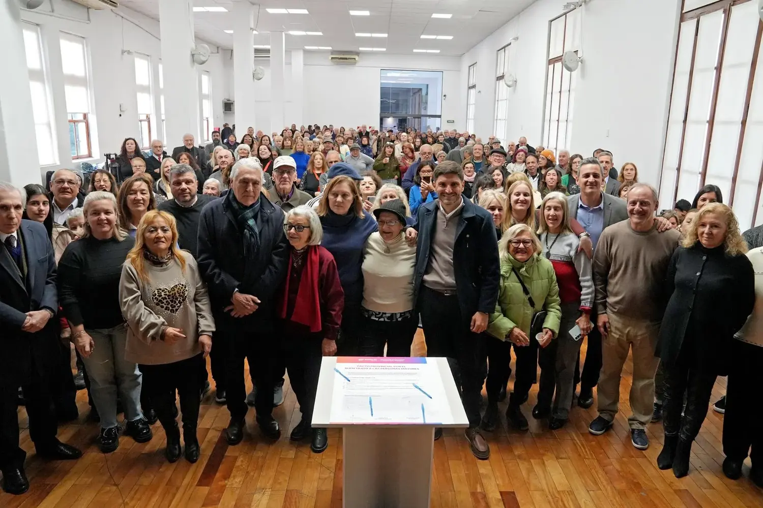 Pullaro: “El desafío que tenemos es estar unidos y trabajar juntos para que las personas mayores vivan mejor”