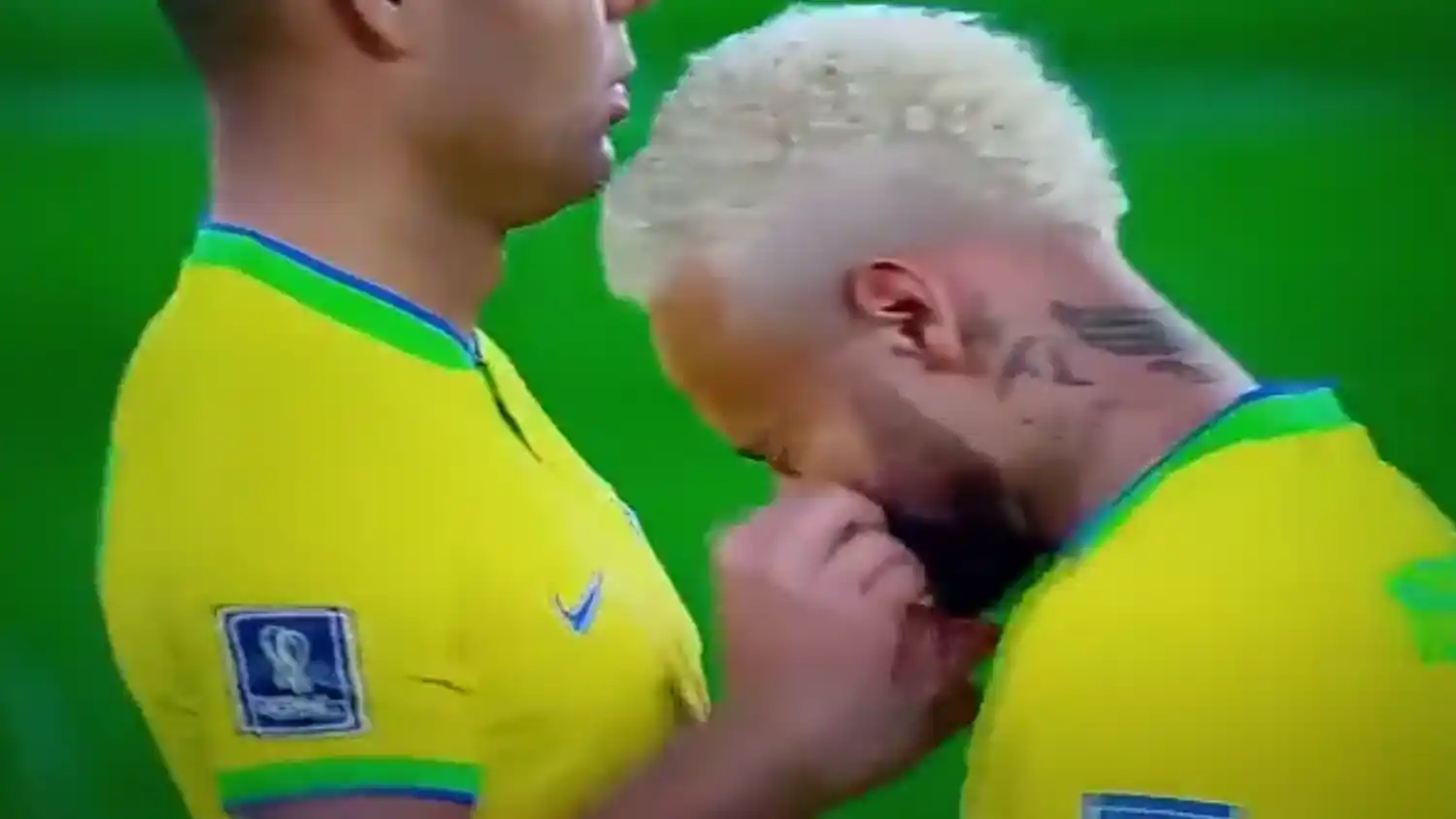 Polémica con Neymar ¿Qué le dio Casemiro para que aspire por la nariz?