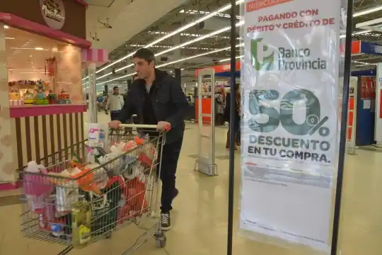 Por el incremento de precios, regresan descuentos del 50% en las compras con tarjetas del Bapro