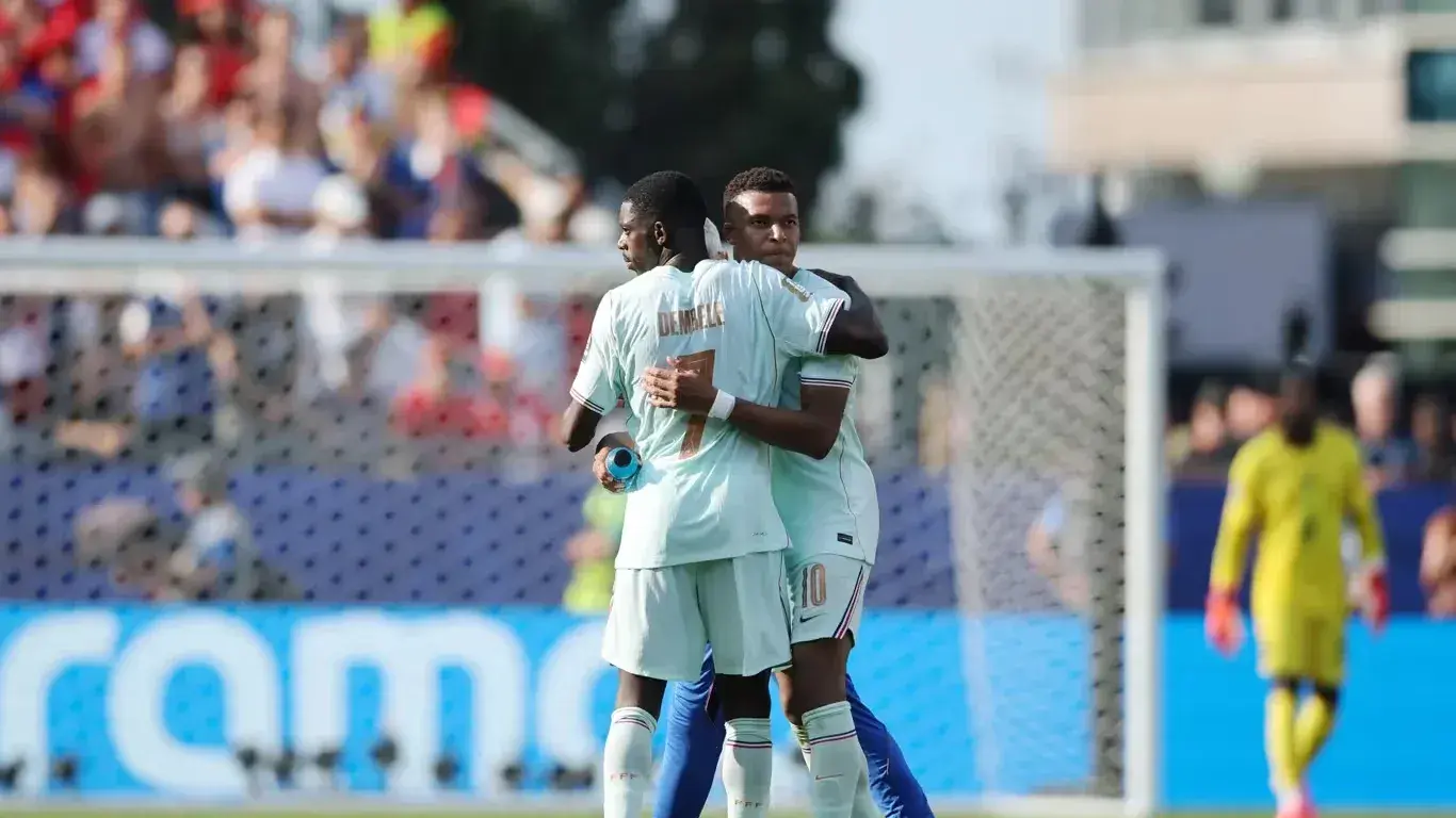 Mbappé y Dembélé igualan la histórica dupla de Ronaldo y Rivaldo y acercan a Francia a un récord mundialista