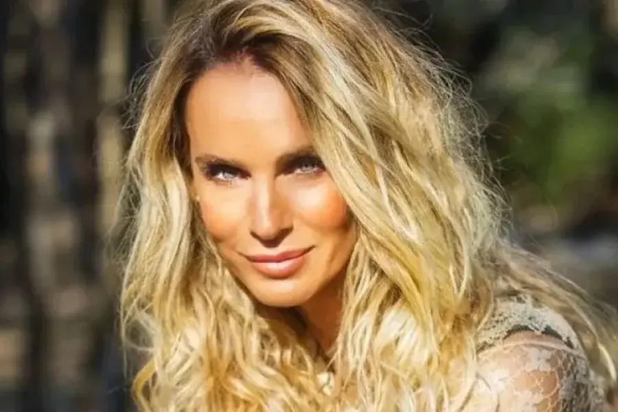 Sabrina Castro, no lo puede creer.