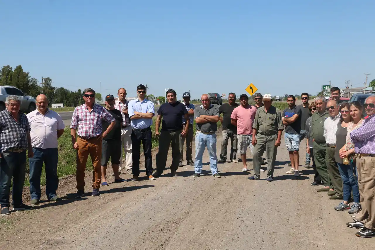 Vecinos y productores reclamaron por la construcción de un retome en la Ruta 14