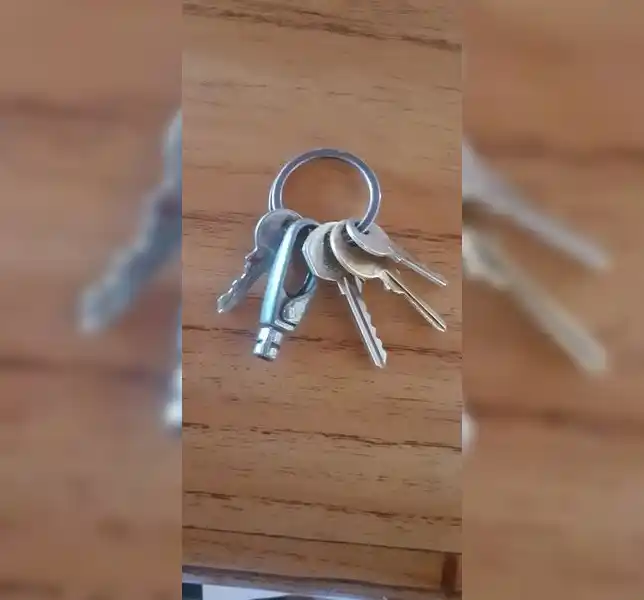 Encontraron llaves en Alvear y 11 de Septiembre
