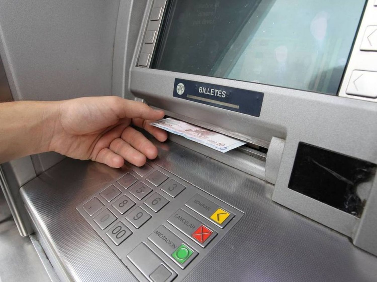Finaliza el cronograma de pagos para los trabajadores estatales provinciales