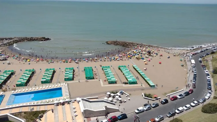 Chau carpas en las playas marplatenses: No renovarán las concesiones y proyectan sistema de “sombra móvil”