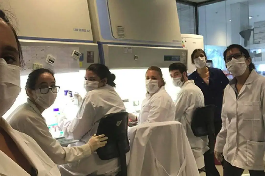 La vacuna argentina contra el coronavirus comenzó los ensayos