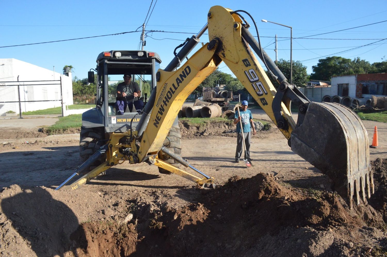 Las máquinas trabajan en la zona sur de la ciudad.