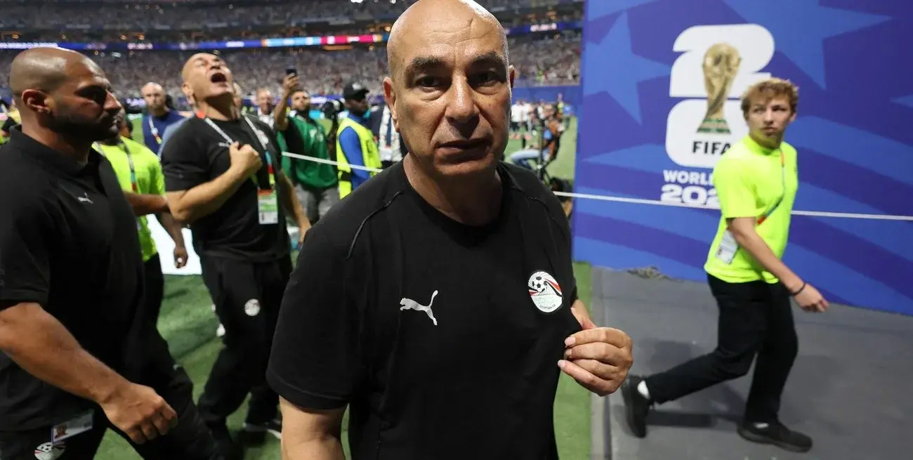 El DT de Egipto denunció favoritismo hacia Argentina: “Quieren que Messi siga por marketing”