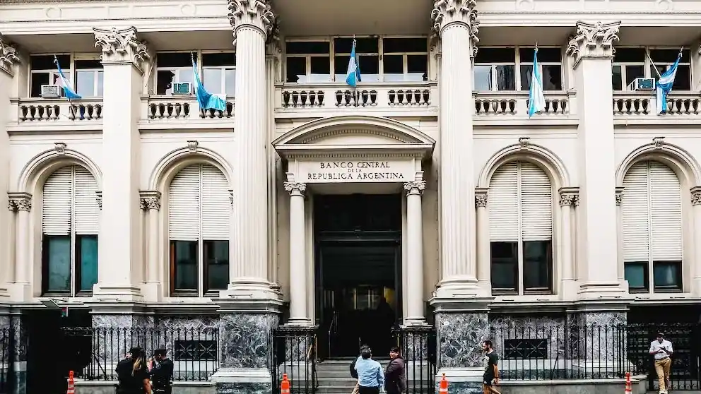 Las reservas internacionales perforaron los USD 47.000 millones