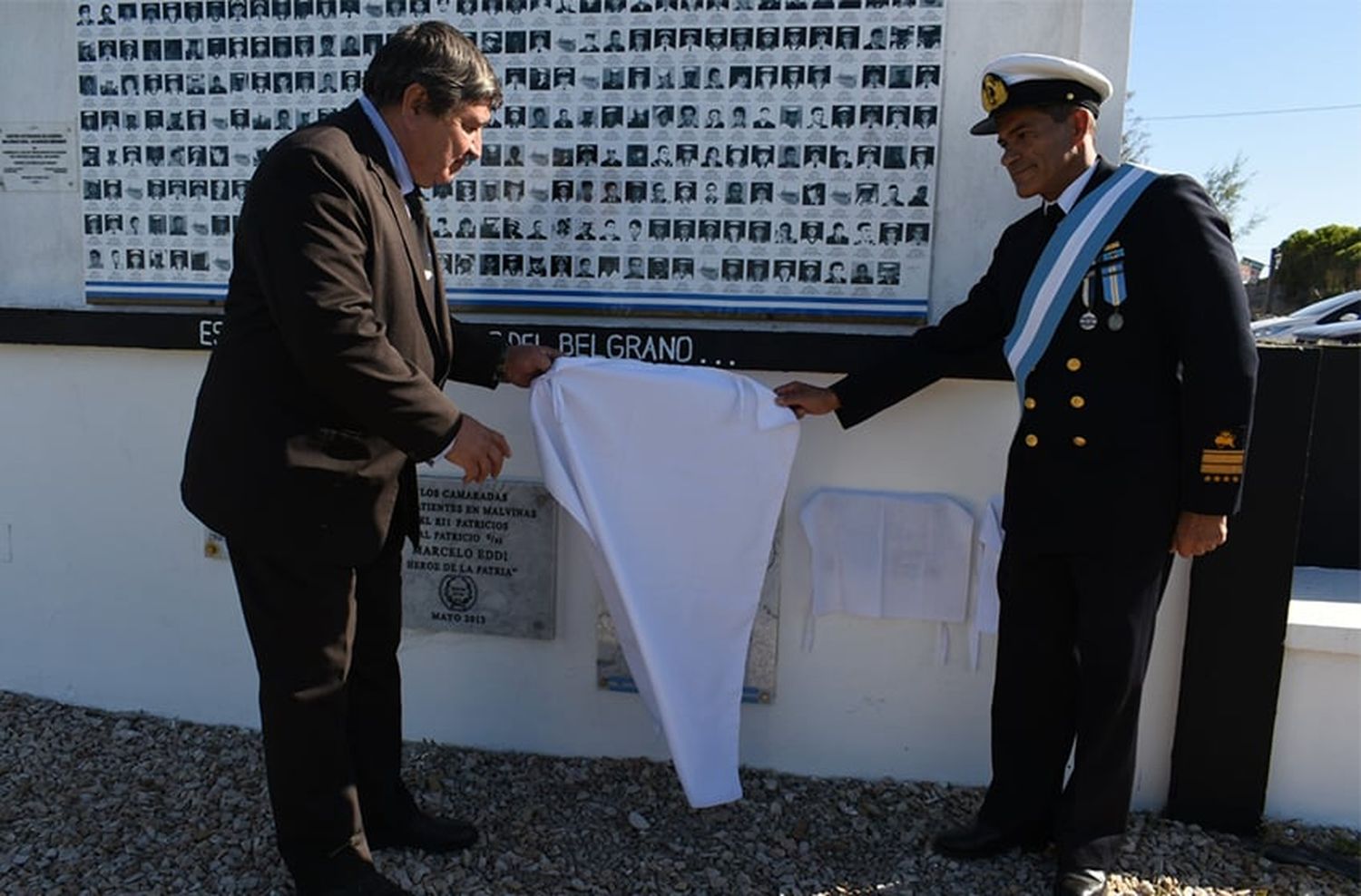 Acto oficial del Aniversario ARA General Belgrano en Miramar