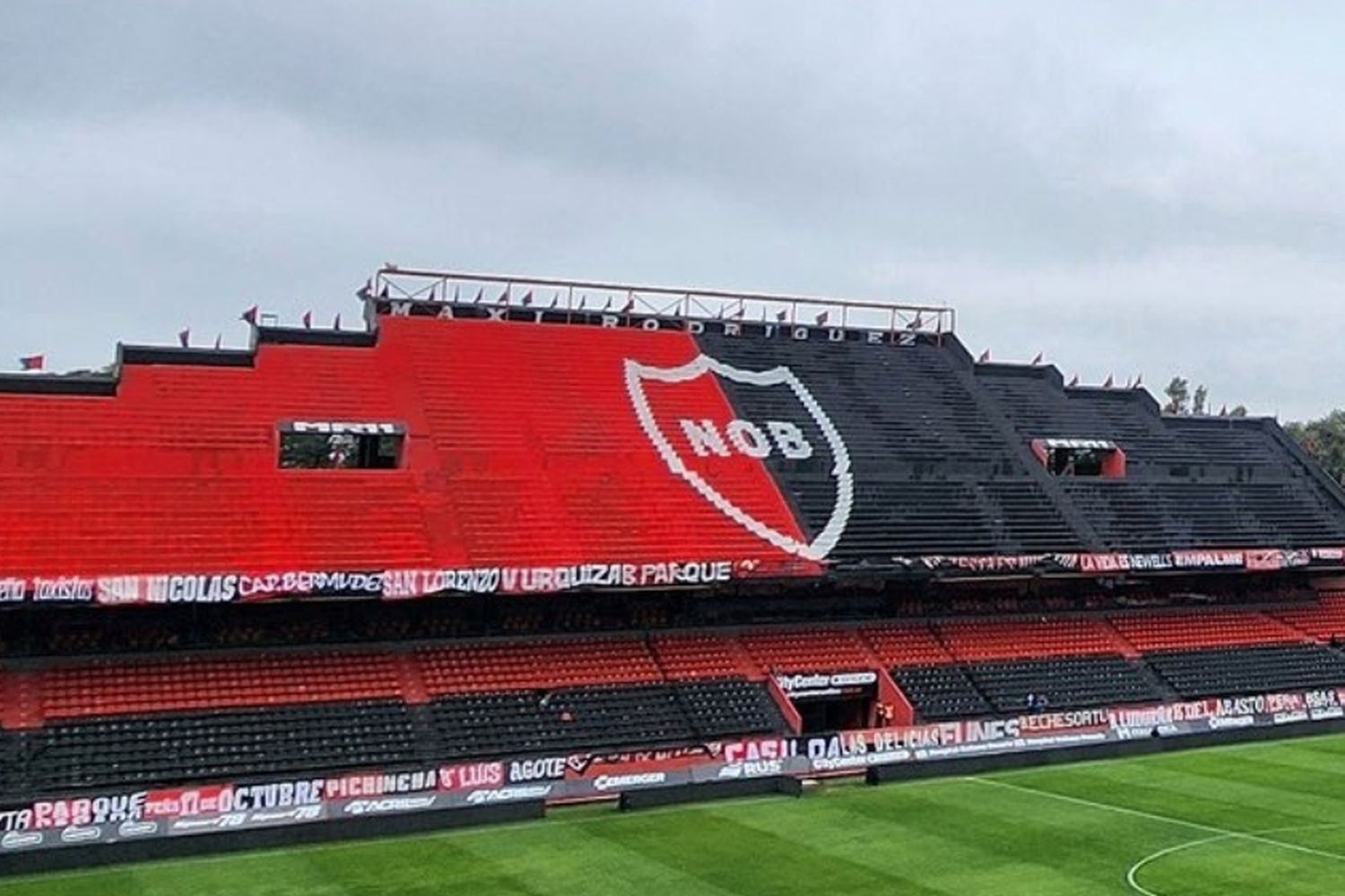 Newell's convocó a sus socios a una asamblea: cuándo y dónde