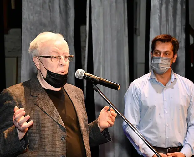 Un camarín del Teatro Municipal lleva el nombre de Ernesto Gallo