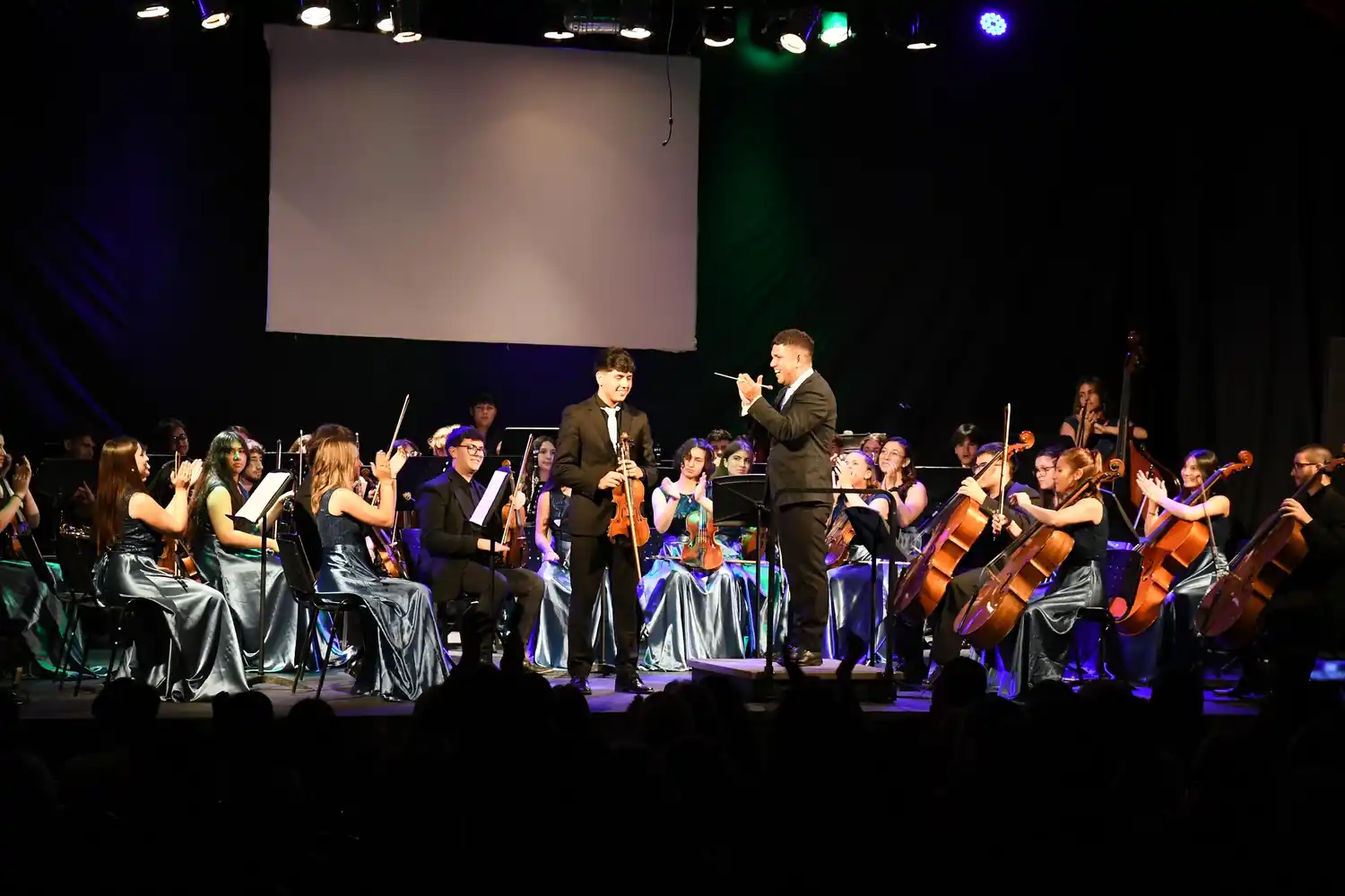 Emotivo cierre académico de la Orquesta-Escuela y la Filarmónica de Chascomús