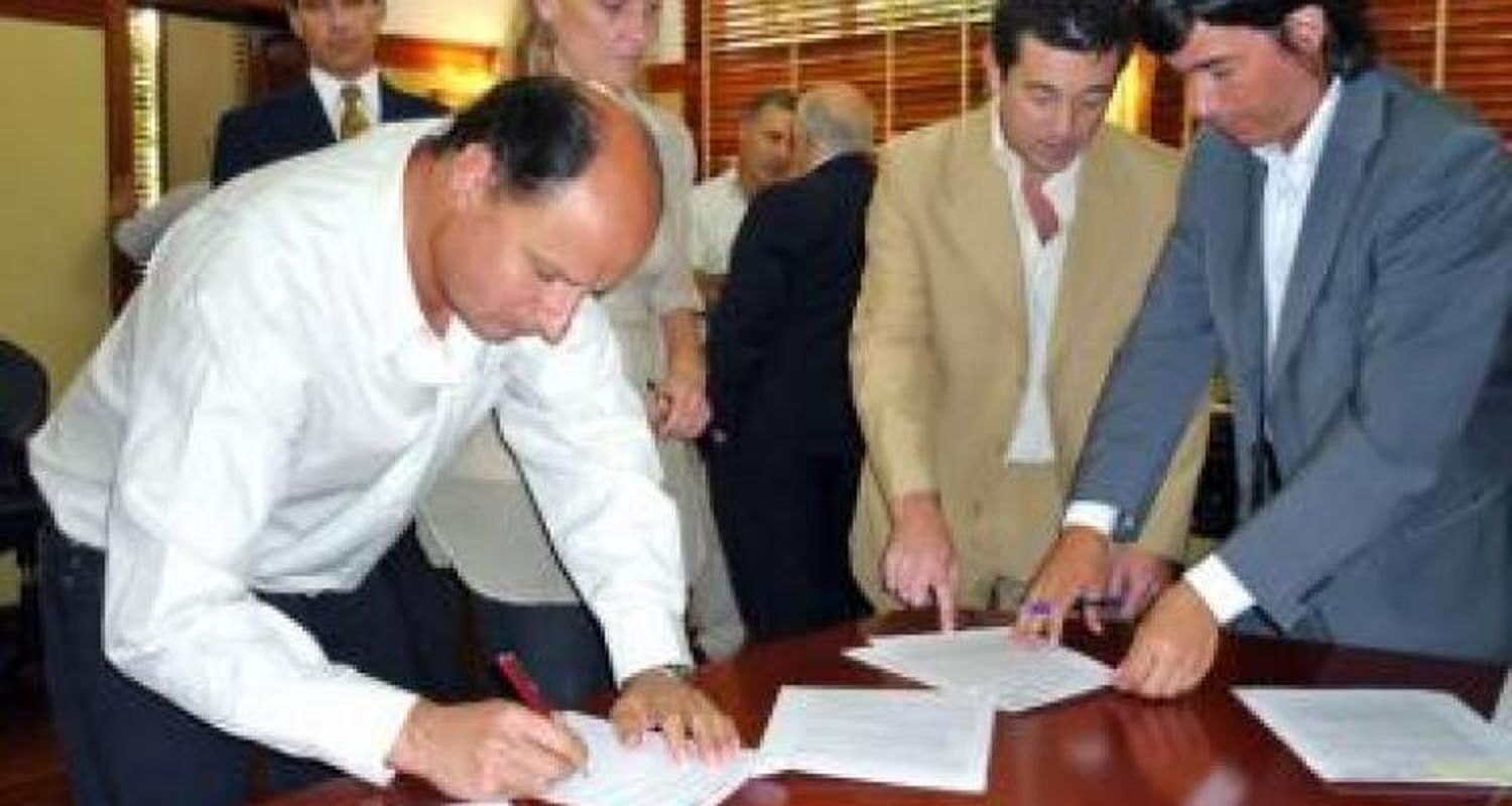 Se firmó el convenio para desarrollar el Proyecto Integral de Seguridad Vial