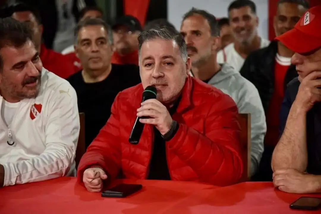 Fabián Doman renunció a la presidencia de Independiente