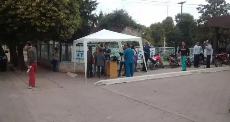 Cuatro conflictos pusieron a la salud local en jaque