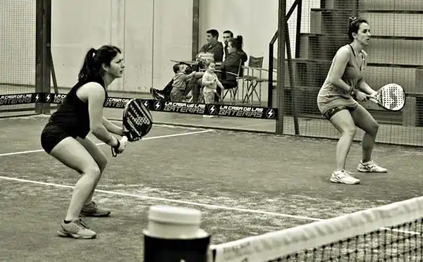 Arranca Regional de padel femenino con 84 parejas