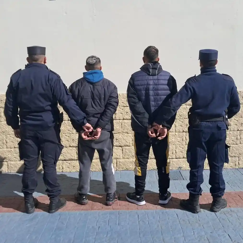 Detuvieron a los dos hombres que participaron de una pelea numerosa y balearon a un joven