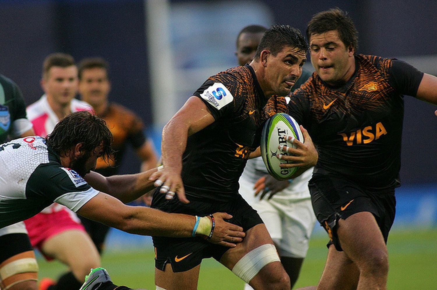 Un try de Bruni en la victoria de Jaguares