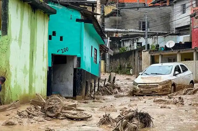 ¡BRASIL EN EMERGENCIA! Al menos hay 65 fallecidos por lluvias