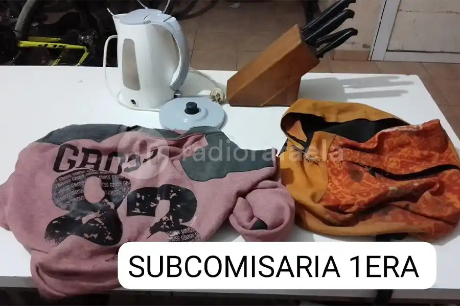 Los muchachos tenían frio: robaron un acolchado de 2 plazas, entre otras cosas de casa