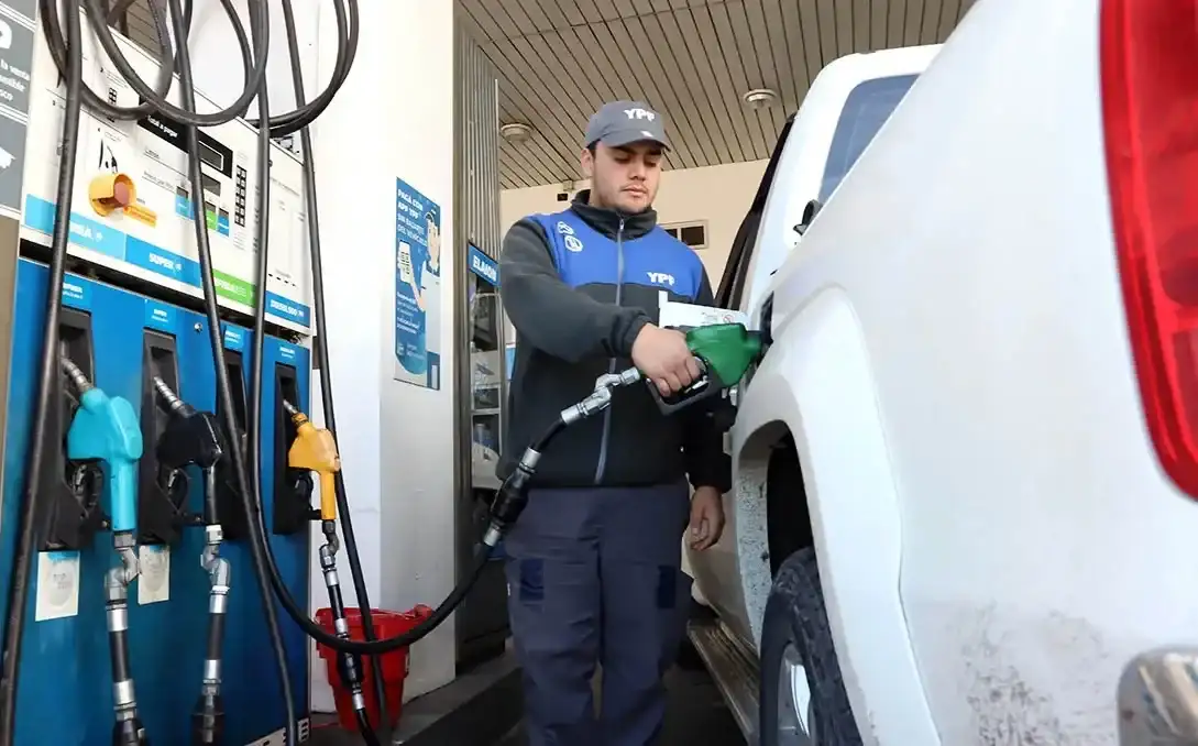 Otro aumento del impuesto a los combustibles desde agosto.