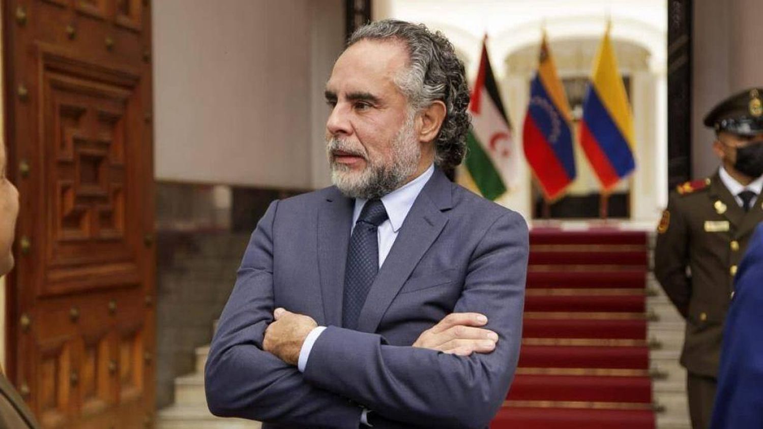ARMANDO BENEDETTI abandona la vida diplomática:  SE SOMETERÁ A REHABILITACIÓN POR DROGAS (+Detalles)