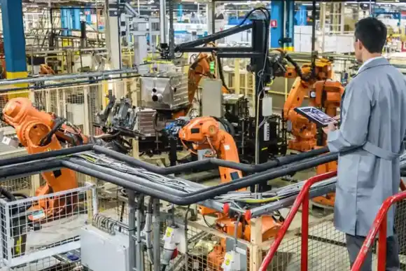 Datos negativos: La producción manufacturera cayó en julio: 1,1% interanual y 2,3% con respecto al mes previo