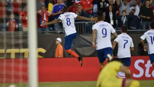 Con un penal en el minuto 99, Chile le ganó a Bolivia